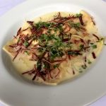 Os raviólis de abóbora ao molho triplo burro, carne seca crocante e um toque de azeite trufado - meu prato predileto!